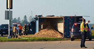 Dump truck crash on road